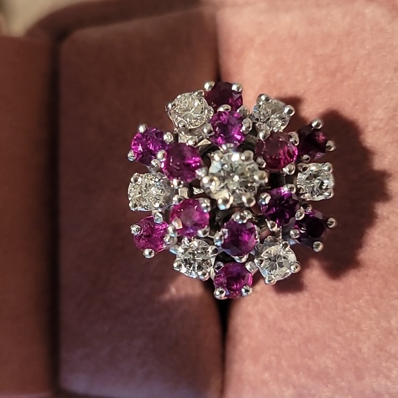 14k vintage ring with diamonds and ruby - Picture 3 of 9